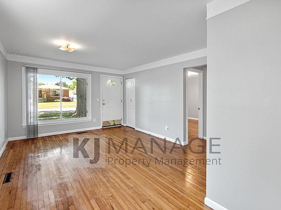 5th image of 4147 Campbell St