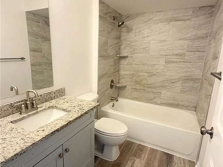 3231 Skyline Blvd #3301 — Photo 8