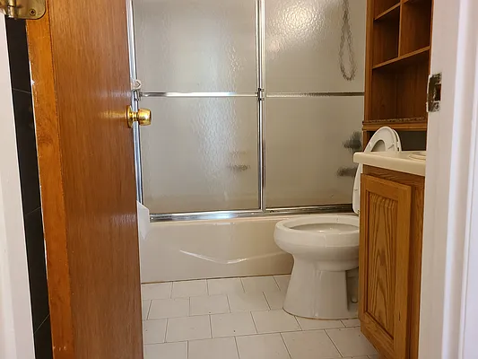 Rented by Virtual Real Estate | media 11