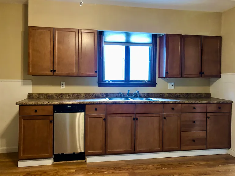 55 Brown St #2 — Photo 10