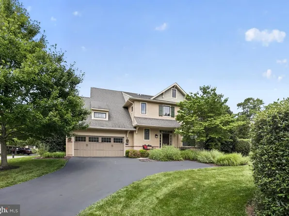 129 Traymore Ln, Media, PA 19063
