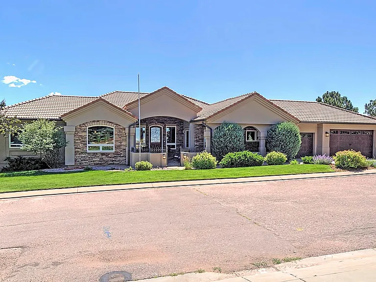7975 Ruststone Ct — Photo 1