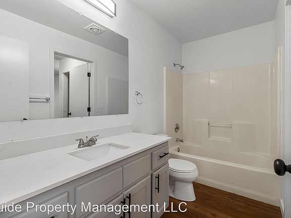 5th image of 3120 8th St #C
