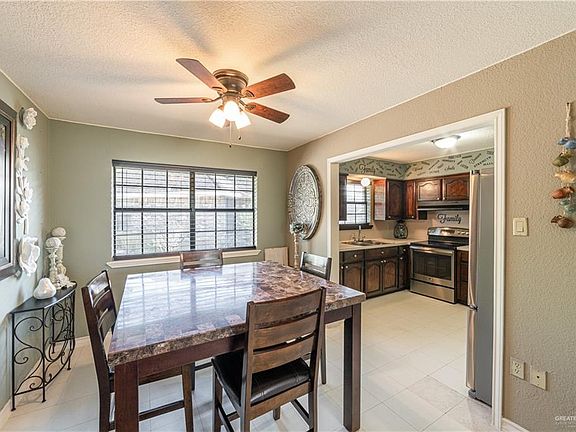 4th image of 317 Rebecca Dr