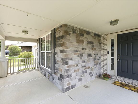 5th image of 3432 Myna Ln