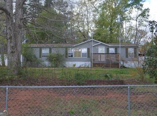 141 Midland Ct, Clarkesville, GA 30523