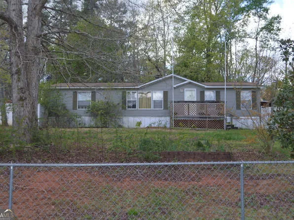 141 Midland Ct, Clarkesville, GA 30523