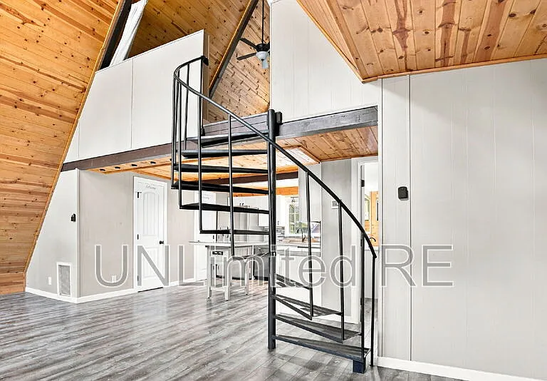 795 E Reindeer Dr — Photo 14