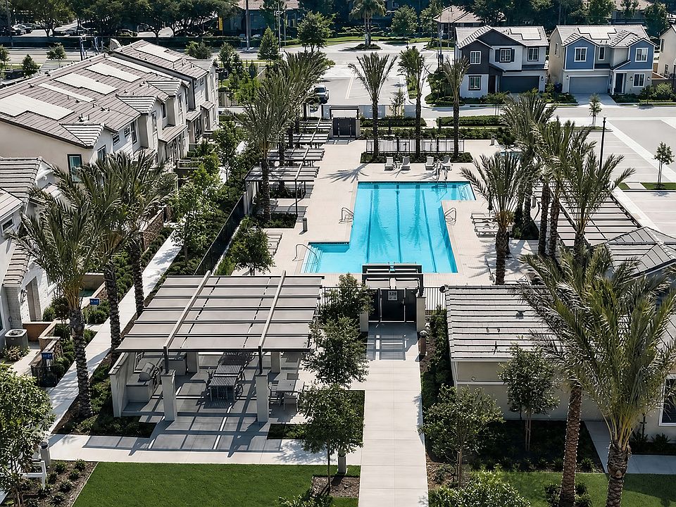 Springhill Amenity Pool Aerial 1of2
