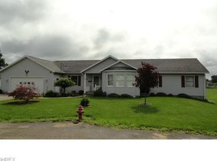 1081 Jefferson St SE, New Philadelphia, OH 44663