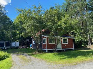 15 Judd Rd, Pittsburg, NH 03592