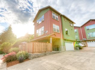 216 SW 155th St, Burien, WA 98166