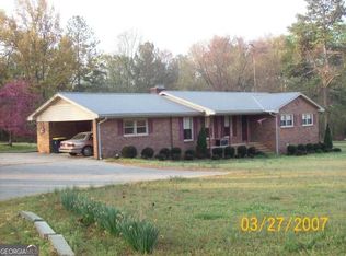 1192 Country Club Rd, Elberton, GA 30635