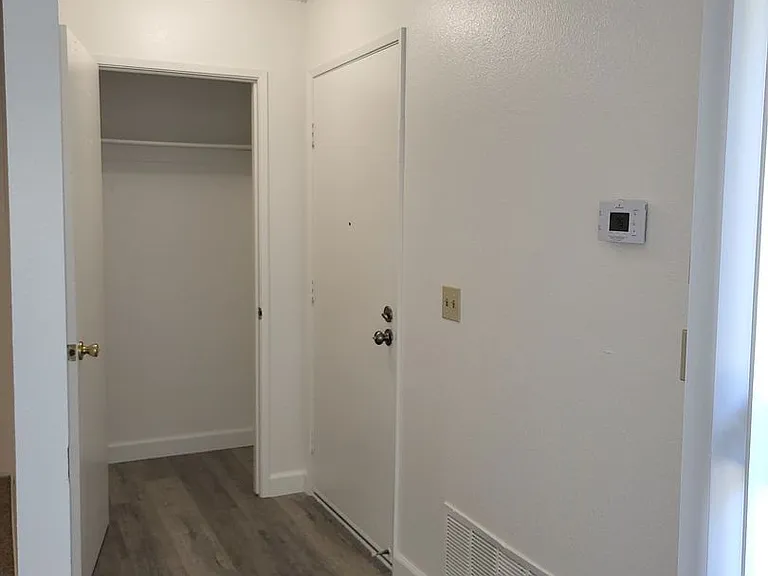 818 E Tabor Ave — Photo 29