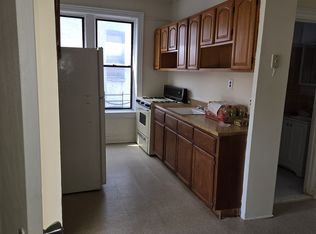 476 E 98th St APT 2R, Brooklyn, NY 11212