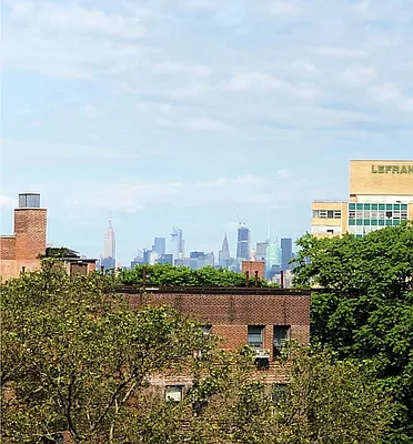 Sold by Keller Williams Realty Landmark | media 33