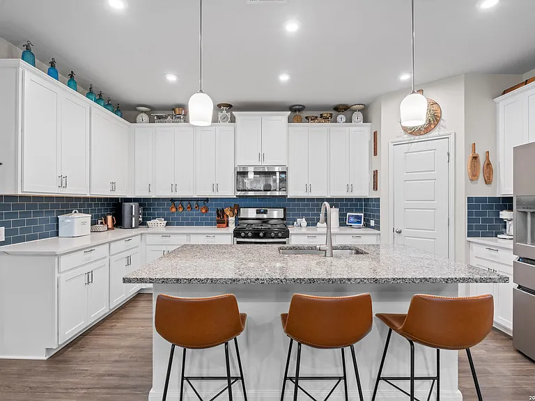 2040 Market Trl — Photo 15