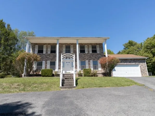 372 Evergreen Dr, Buckhannon, WV 26201