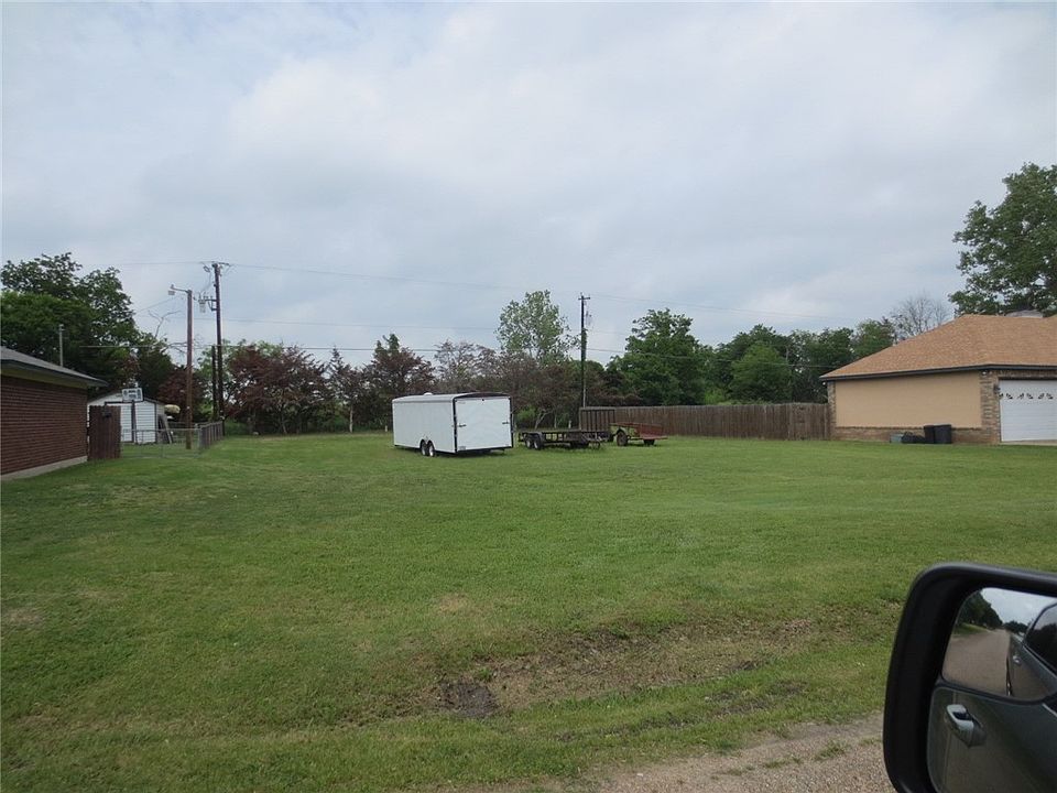 1st image of Lane Dr