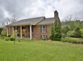 1505 Robertson Dr, Crestwood, KY 40014