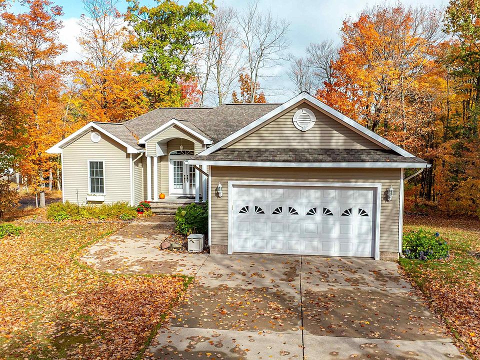 1st image of 1802 Robindale Dr