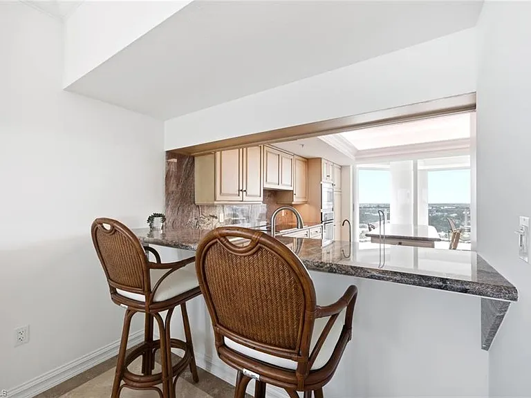 60 Seagate Dr #1606 — Photo 11