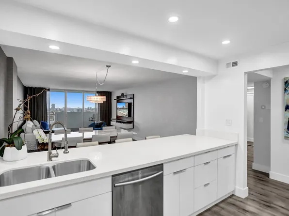 2780 NE 183rd St APT 1705, Aventura, FL 33160