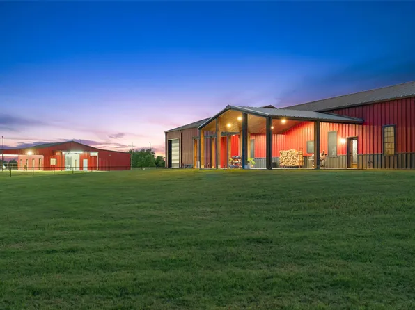1402 Eagle Ferry Rd, Anahuac, TX 77514