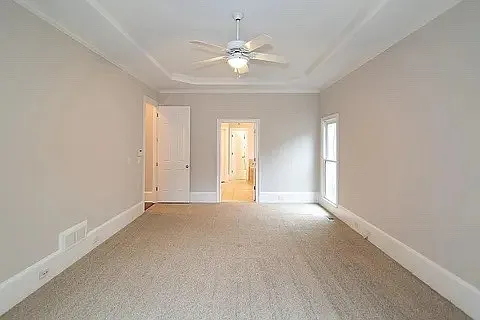 585 Cliftwood Ct — Photo 21