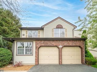 2301 Vroom Dr, Bridgewater, NJ 08807