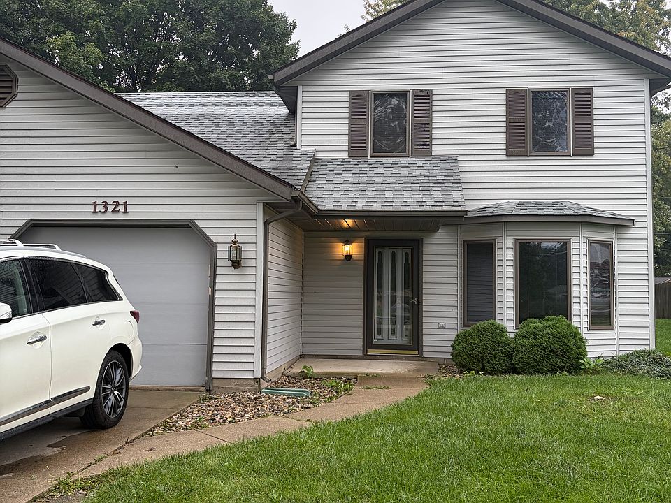 1st image of 1321 Reed Rd #1321