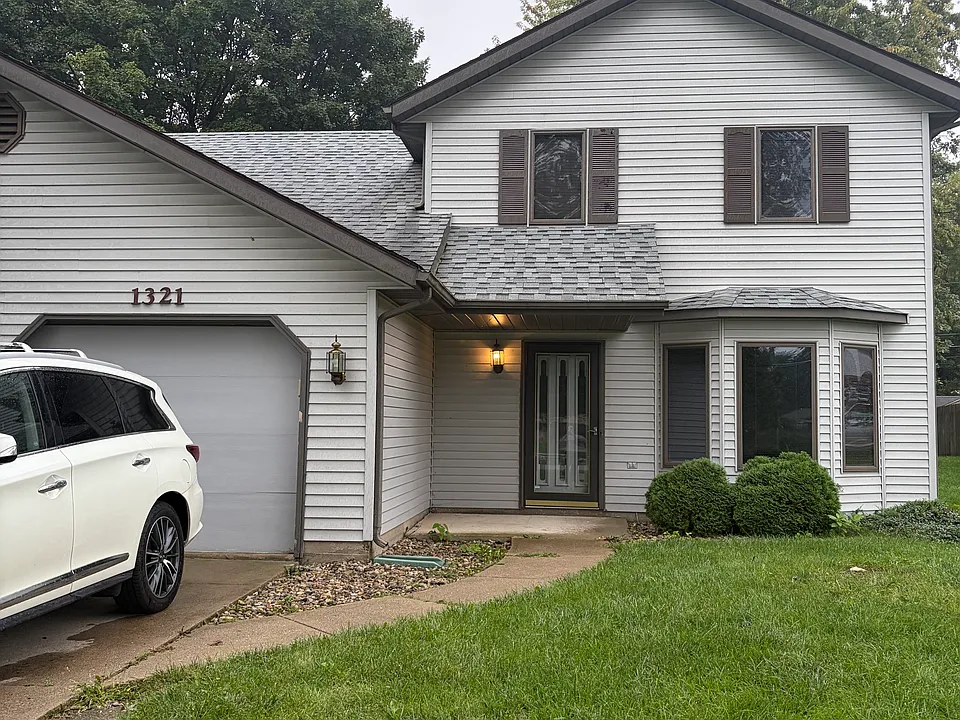1321 Reed Rd #1321