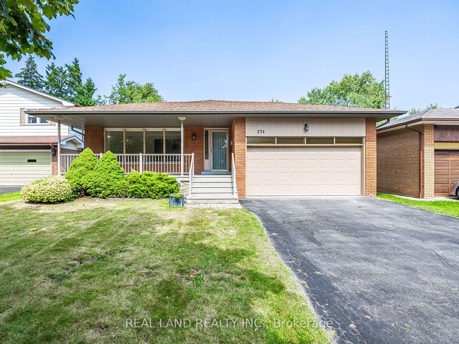 3 bed, $2,400 — Photo 2