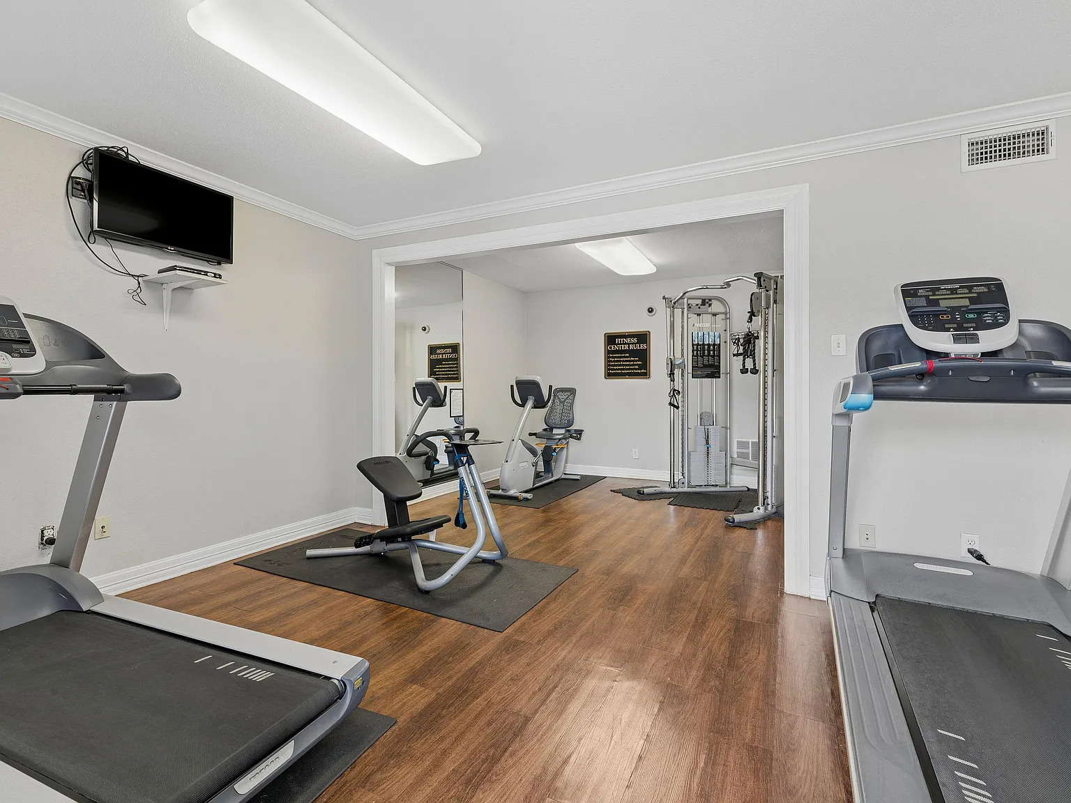 Memorial City Apartments — Photo 3
