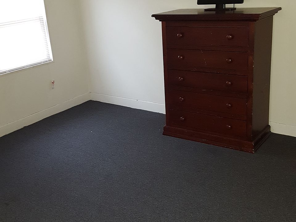 Bedrooms 4