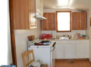 22 Pennsylvania Ave, Pennsville, NJ 08070