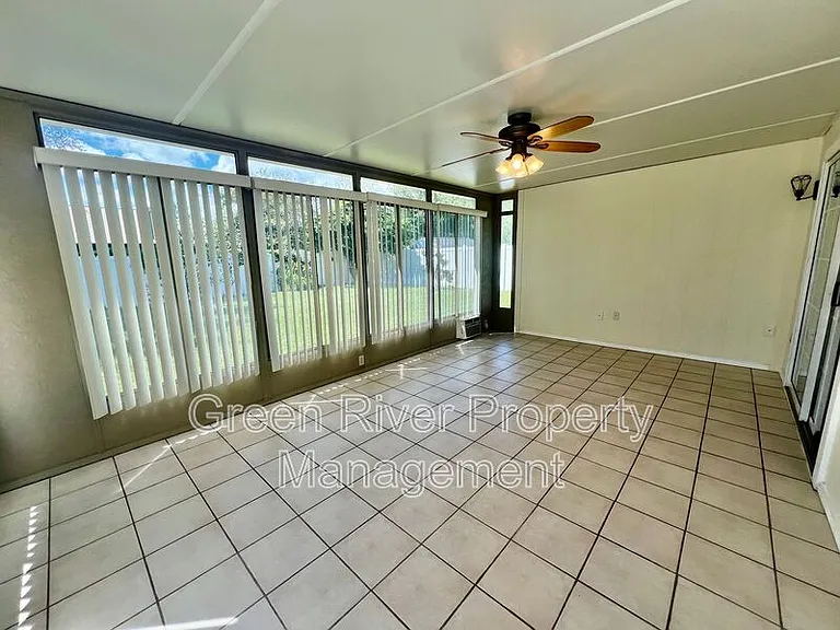 13140 Staffordshire Dr S — Photo 26