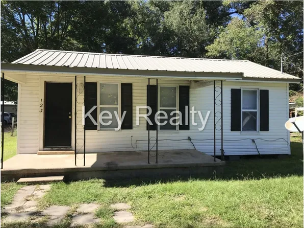 123 Hickory St, Pineville, LA 71360