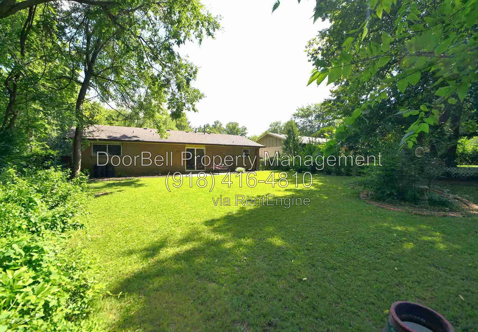 3 bed, 1.5 bath, 1146 sqft, $1,550 — Photo 3