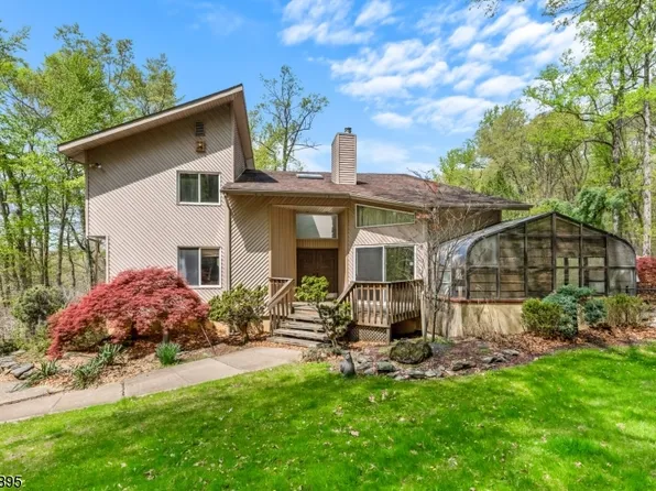12 Reger Rd, Roxbury Twp., NJ 07836