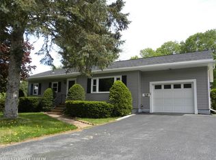 13 Pepperell St, Saco, ME 04072