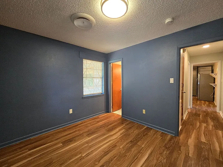 518 Kate St — Photo 9