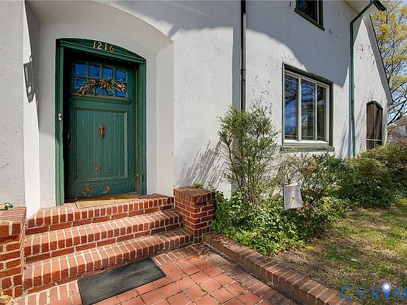 5th image of 1216 Main St
