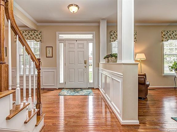 2nd image of 1505 Wilburn Park Ln