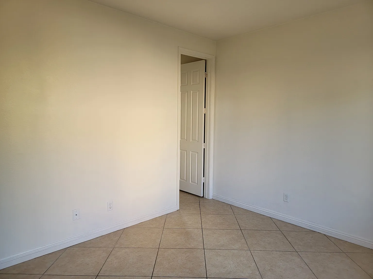 El Nido Ave, Perris — Photo 3