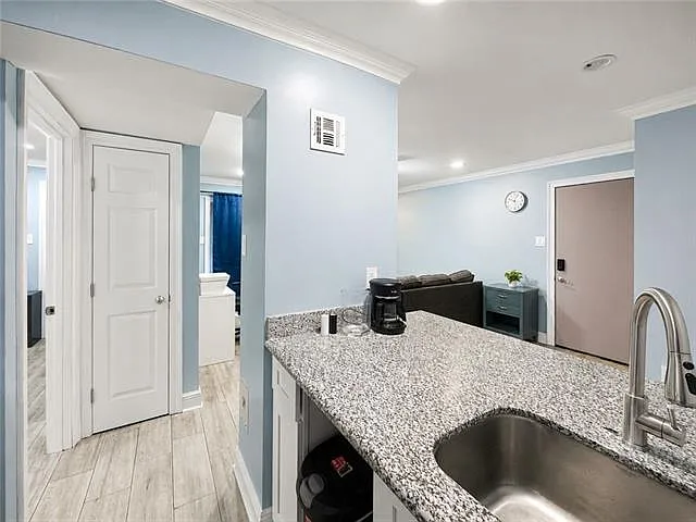 4833 Zenith St #2 — Photo 9