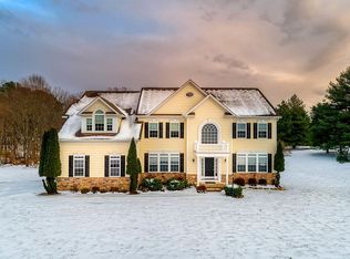 5 Locksley Ct, Phoenix, MD 21131