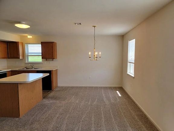 5th image of 1355 Martin Ave #1355