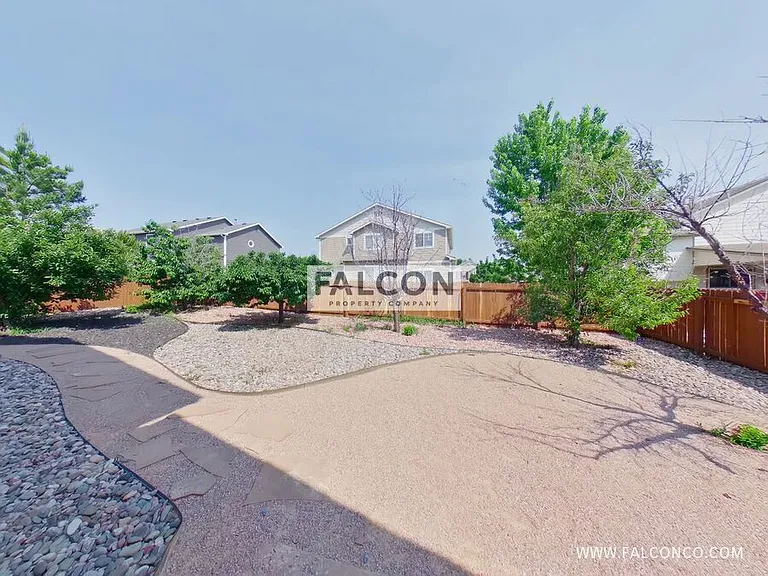 6536 Graymont Dr — Photo 21