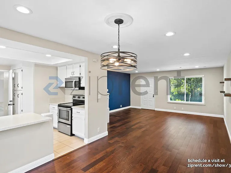 2950 Moorpark Ave — Photo 10
